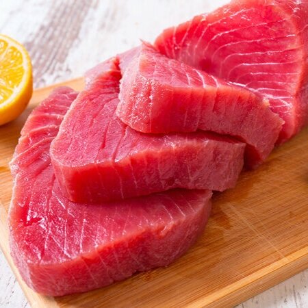 Fresh Yellowfin Tuna (Skin-Off Loins)